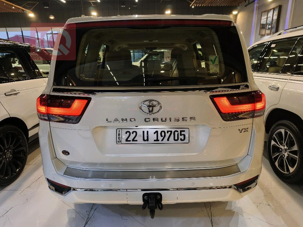 تويوتا لاندكروزر